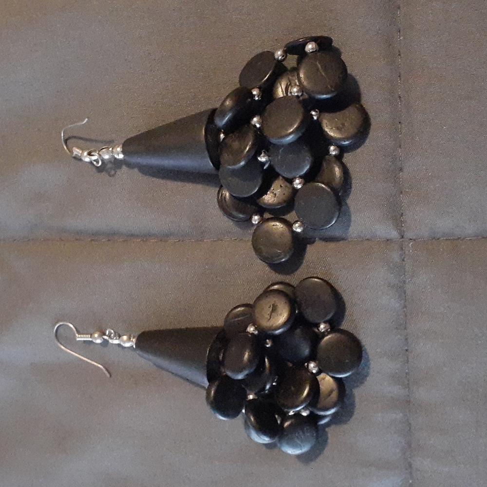 Wooden Black & Sliver Pierce Earrings. 2" ( L10 B3)